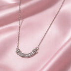 MOON LINE NECKLACE