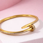 CELESTE NAIL BRACELET