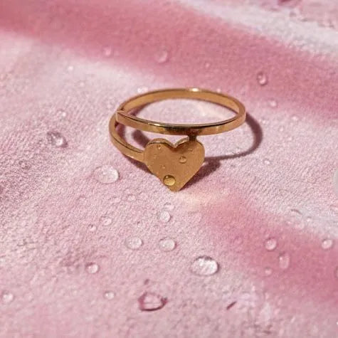 PETITE AMORE RING
