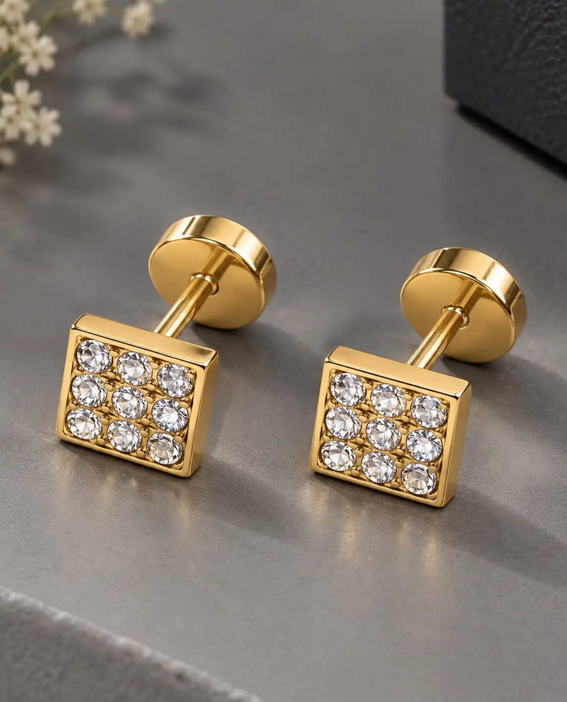 REGAL SPARK STUDS