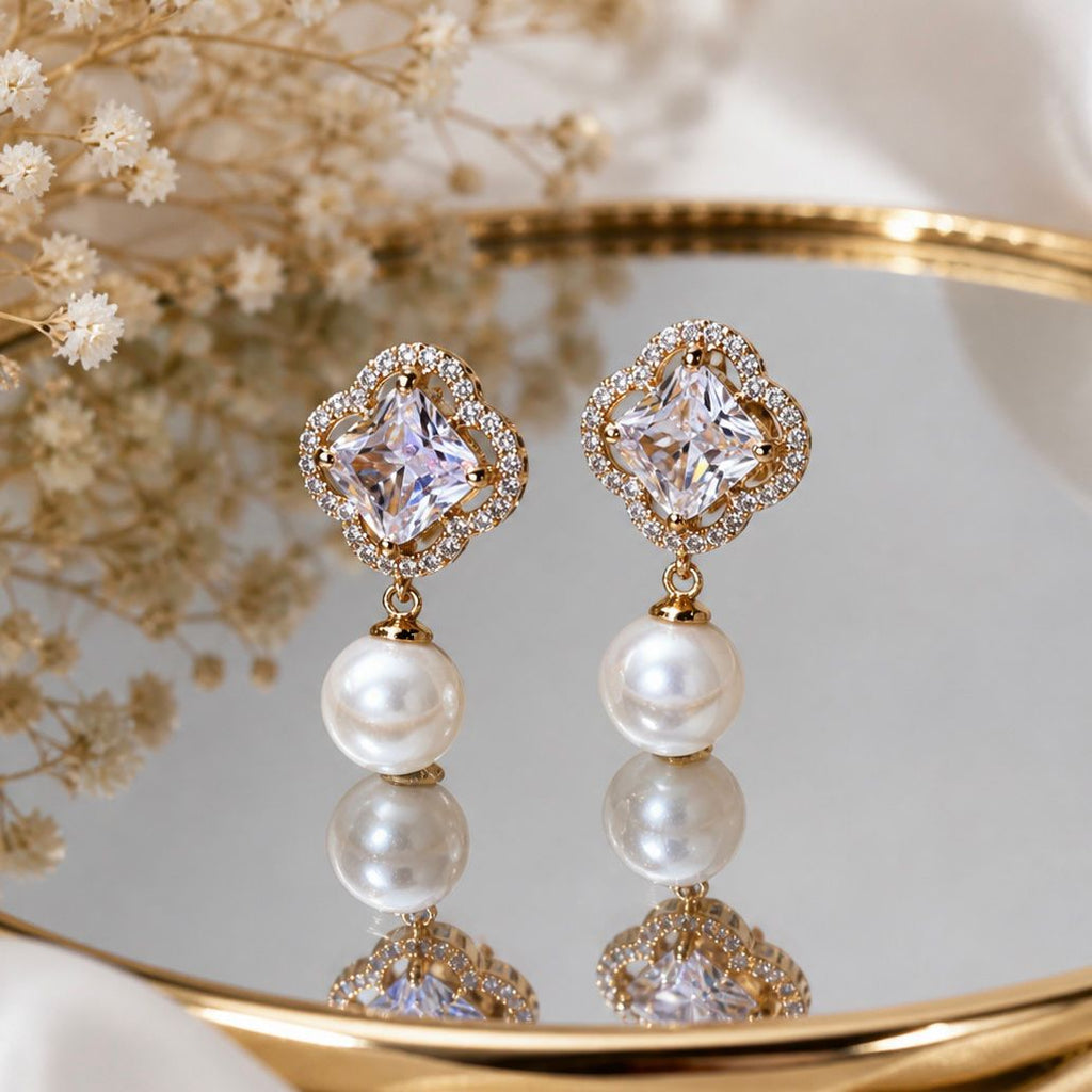 GOLDEN PETAL PEARLS