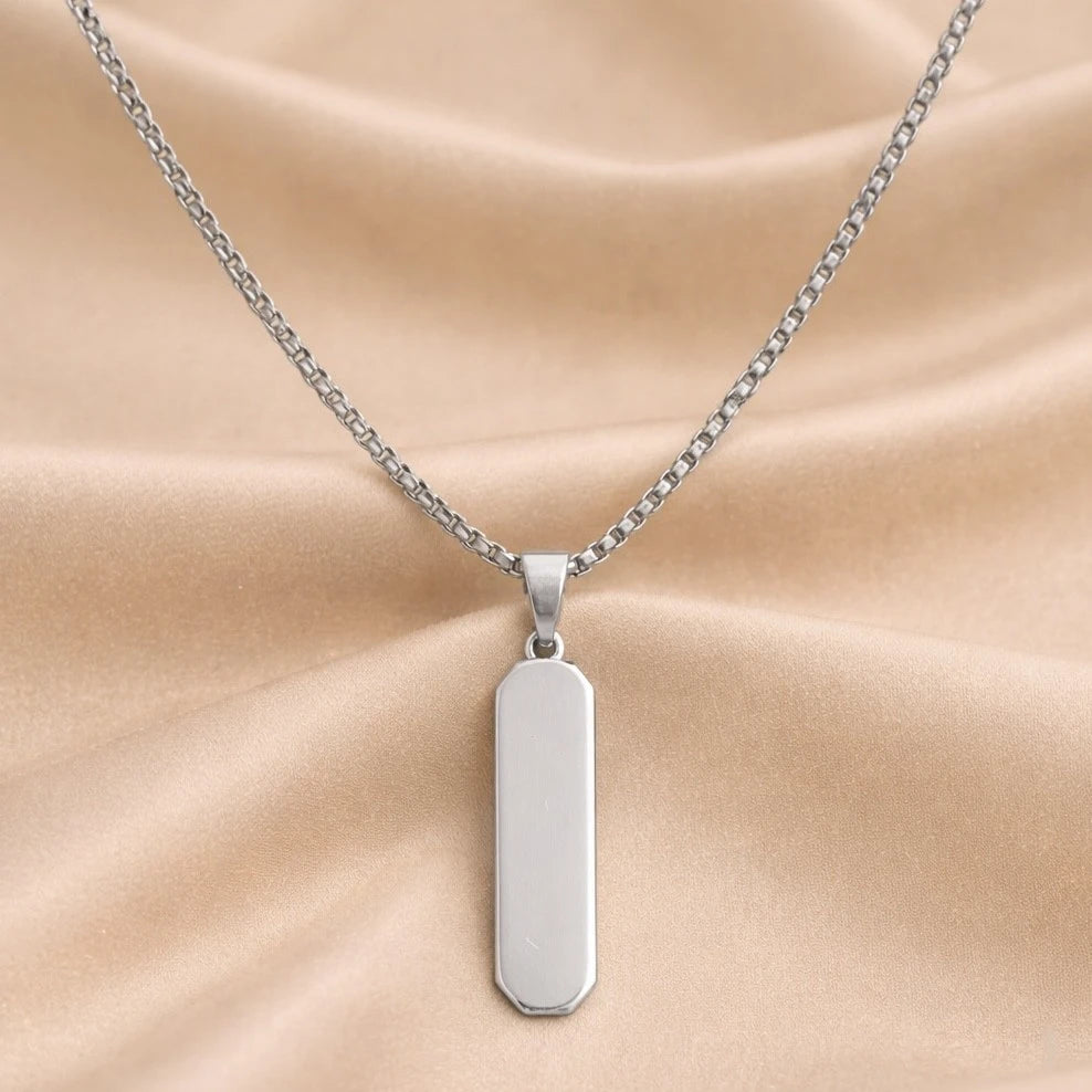 THE PHANTOM NECKLACE MENS